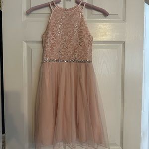 STUNNING GIRLS DRESS in blush pink
